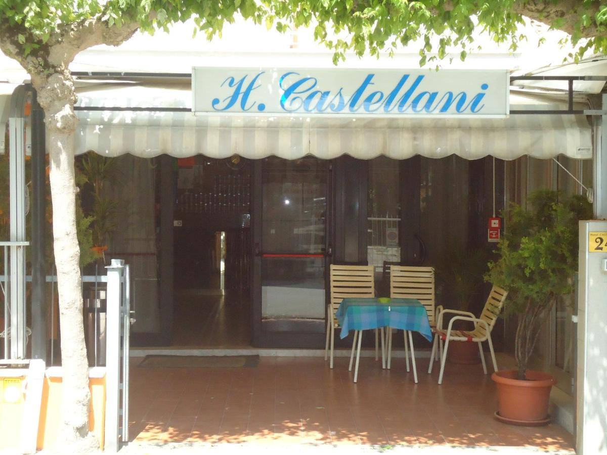 Hotel Castellani Ріміні Екстер'єр фото